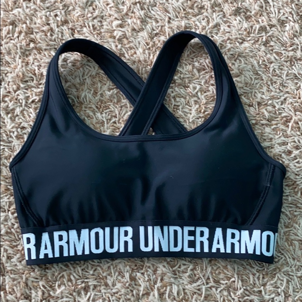 BRAND NEW Black Under Armour Sports Bra